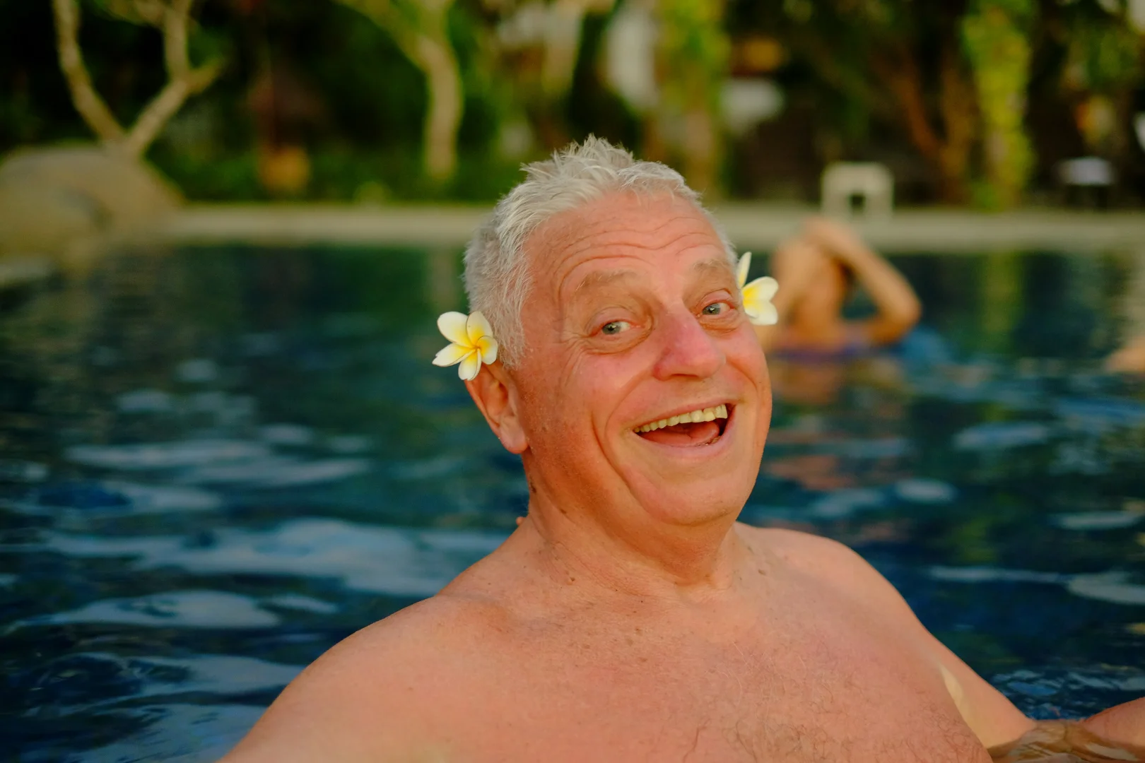 Roberto disfrutando de su experiencia en Indonesia.